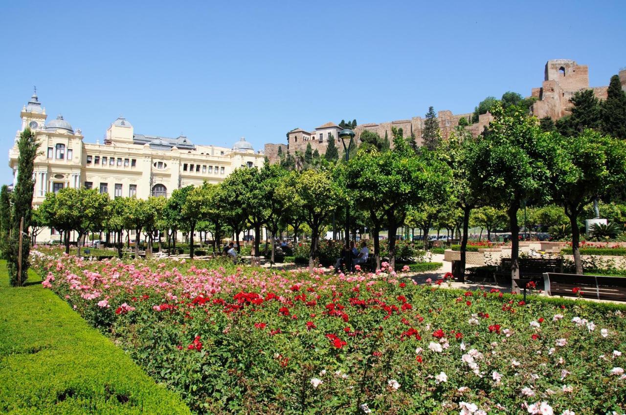 Malaga Centre Apartment With Parking Eksteriør billede