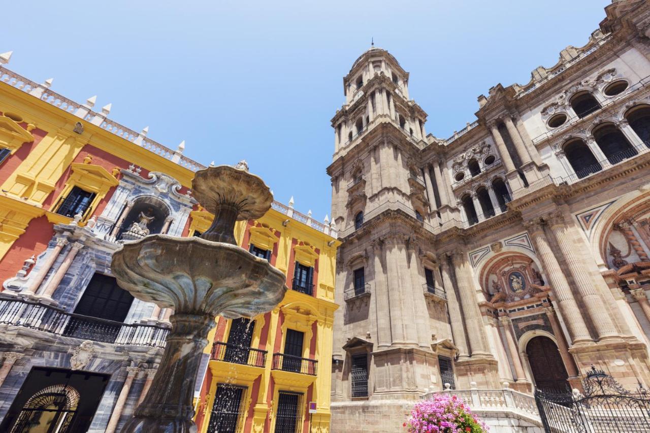 Malaga Centre Apartment With Parking Eksteriør billede