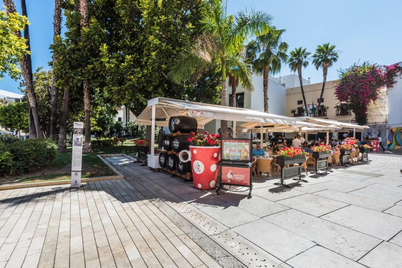 Malaga Centre Apartment With Parking Eksteriør billede