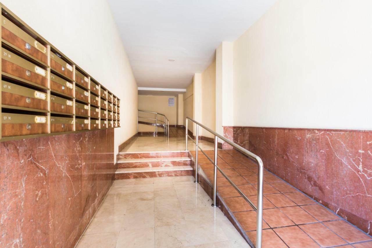 Malaga Centre Apartment With Parking Eksteriør billede
